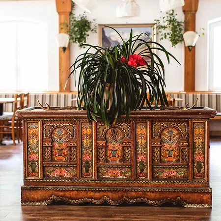 Gaestehaus Tauernhaus 3*